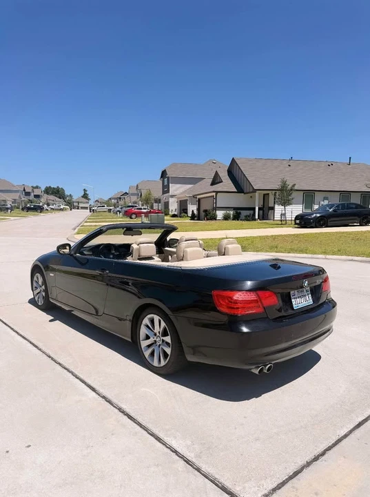 2012 BMW E93 3 Series Convertible - Image 6 of 9