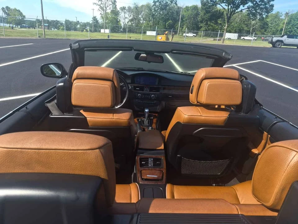 2012 BMW E93 3 Series Convertible - Image 10 of 19