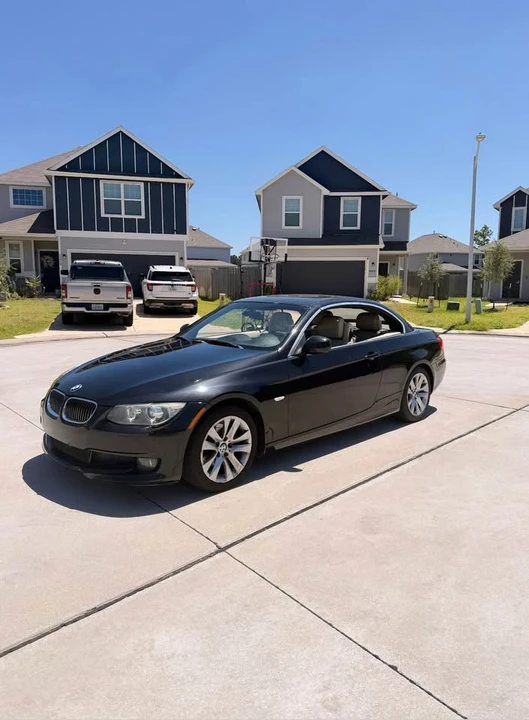 2012 BMW E93 3 Series Convertible - Image 2 of 9