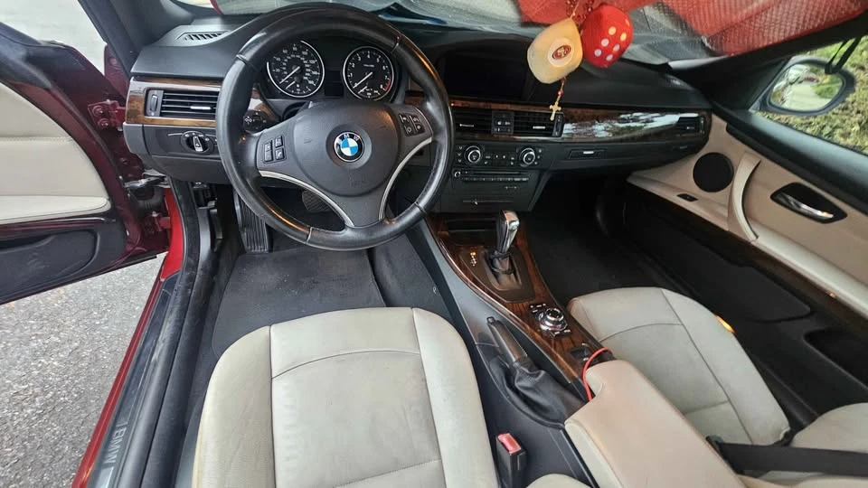 2012 BMW E93 3 Series Convertible - Image 6 of 7