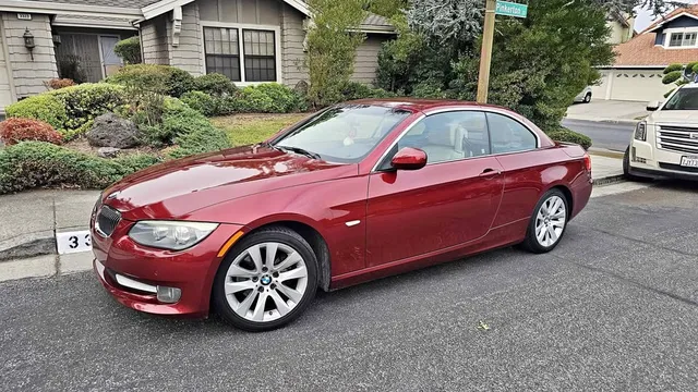 2012 BMW 3 Series 328i Convertible 2D