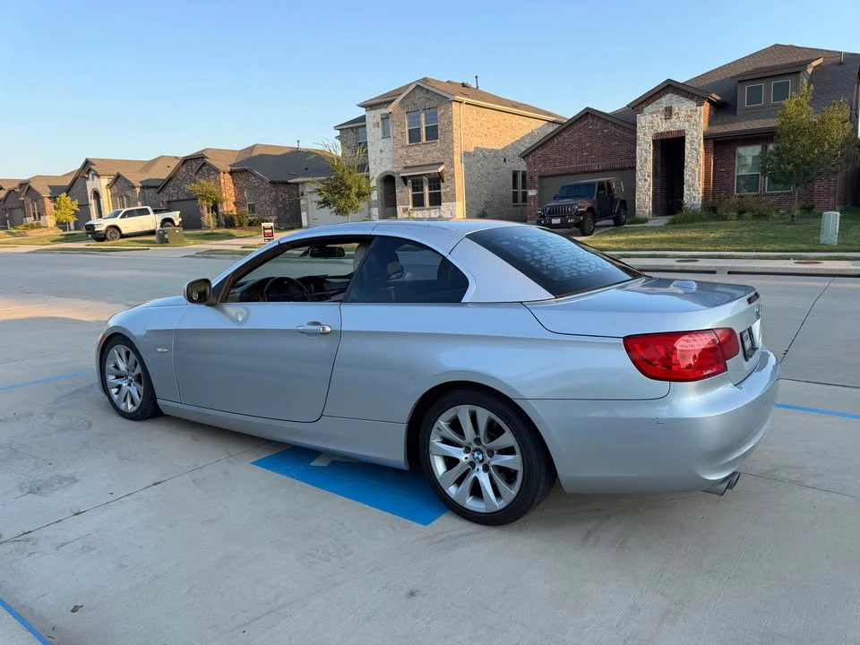 2012 BMW E93 3 Series Convertible - Image 6 of 11