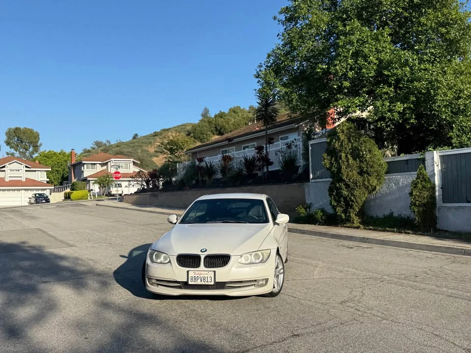 2012 BMW E93 3 Series Convertible - Image 4 of 19