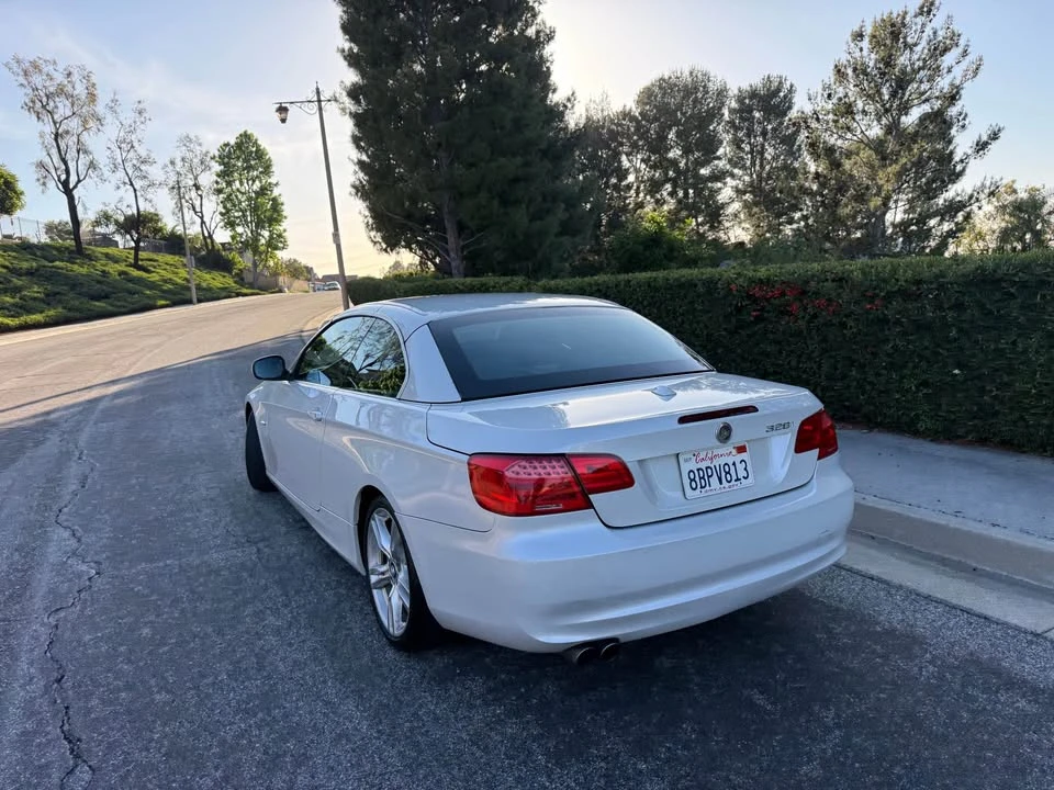 2012 BMW E93 3 Series Convertible - Image 8 of 19