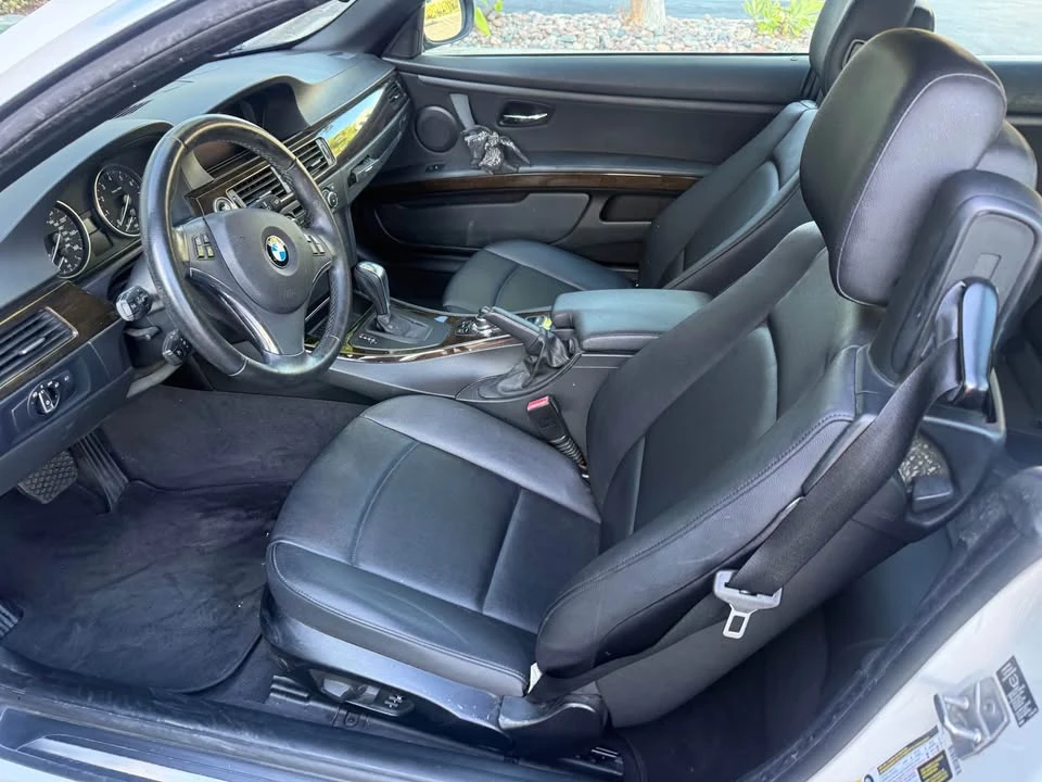 2012 BMW E93 3 Series Convertible - Image 18 of 19
