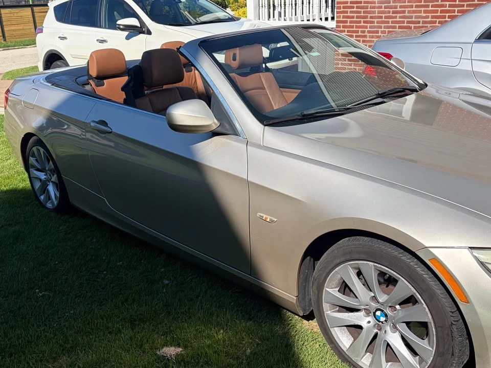 2012 BMW E93 3 Series Convertible - Image 5 of 9