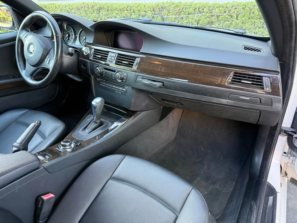 2012 BMW E93 3 Series Convertible - Image 15 of 19