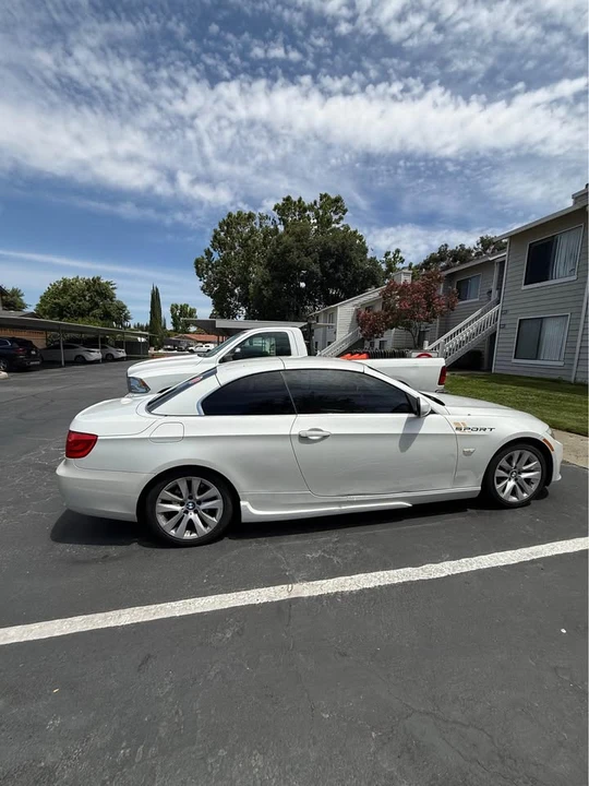 2012 BMW E93 3 Series Convertible - Image 4 of 20