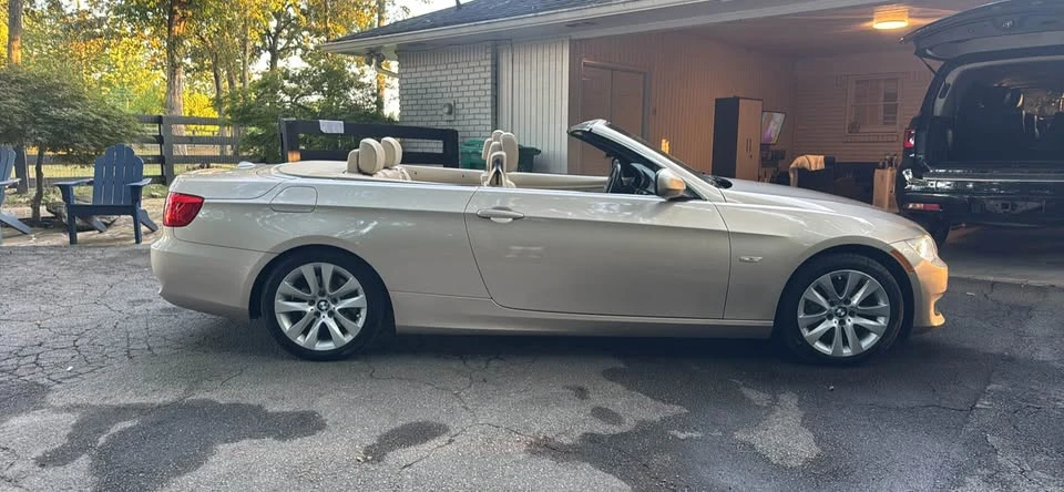 2012 BMW E93 3 Series Convertible - Image 2 of 18