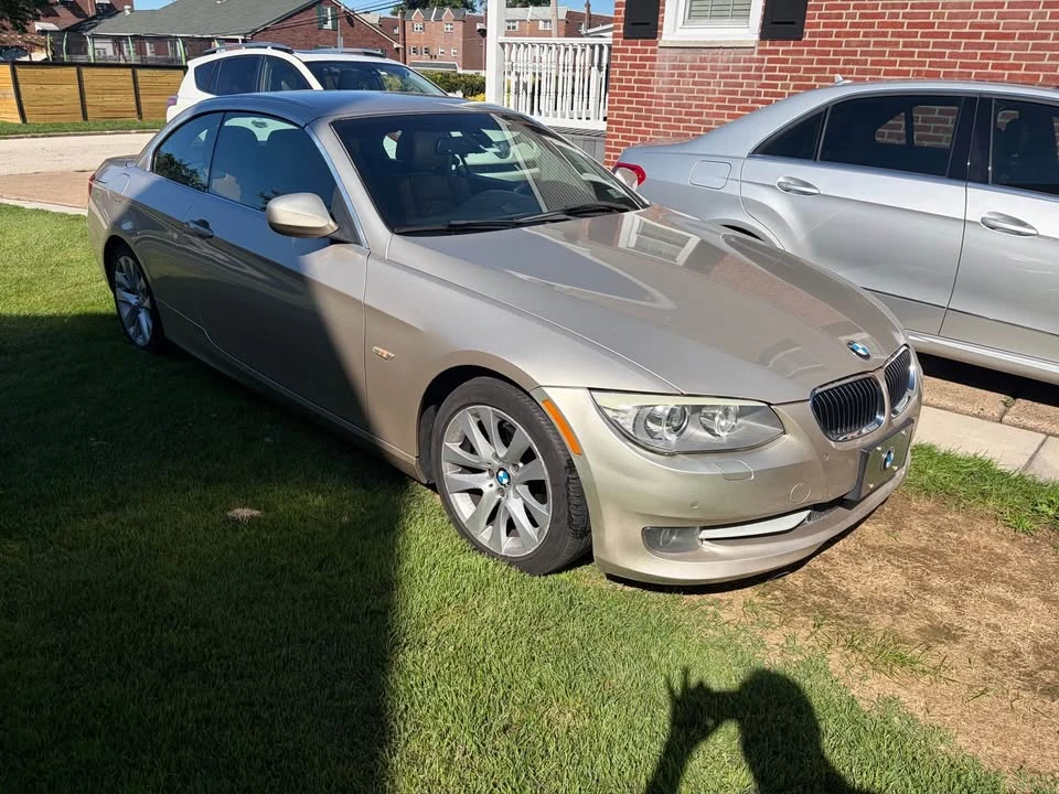 2012 BMW E93 3 Series Convertible - Image 2 of 9