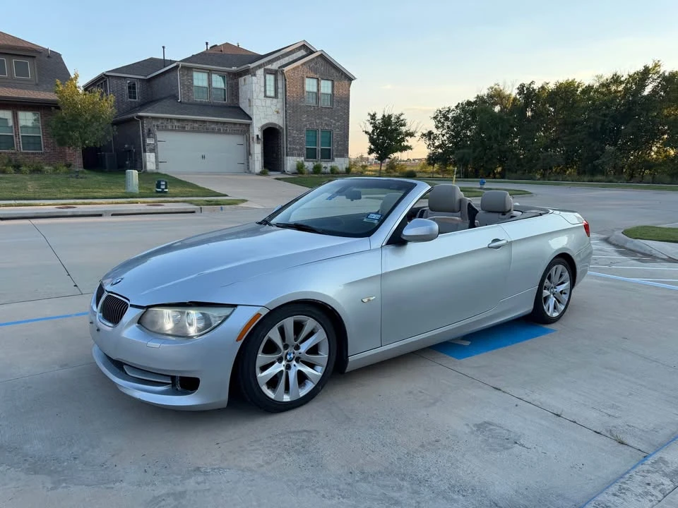 2012 BMW E93 3 Series Convertible - Image 3 of 11