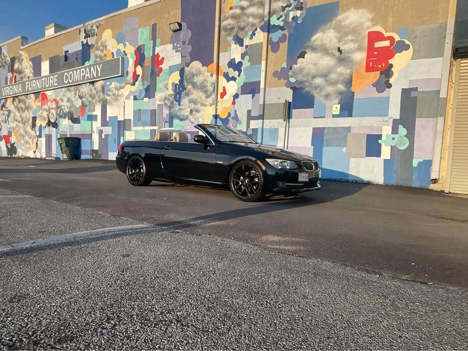 2012 BMW E93 3 Series Convertible - Image 3 of 4