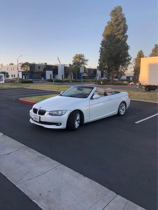 2012 BMW E93 3 Series Convertible - Image 3 of 20