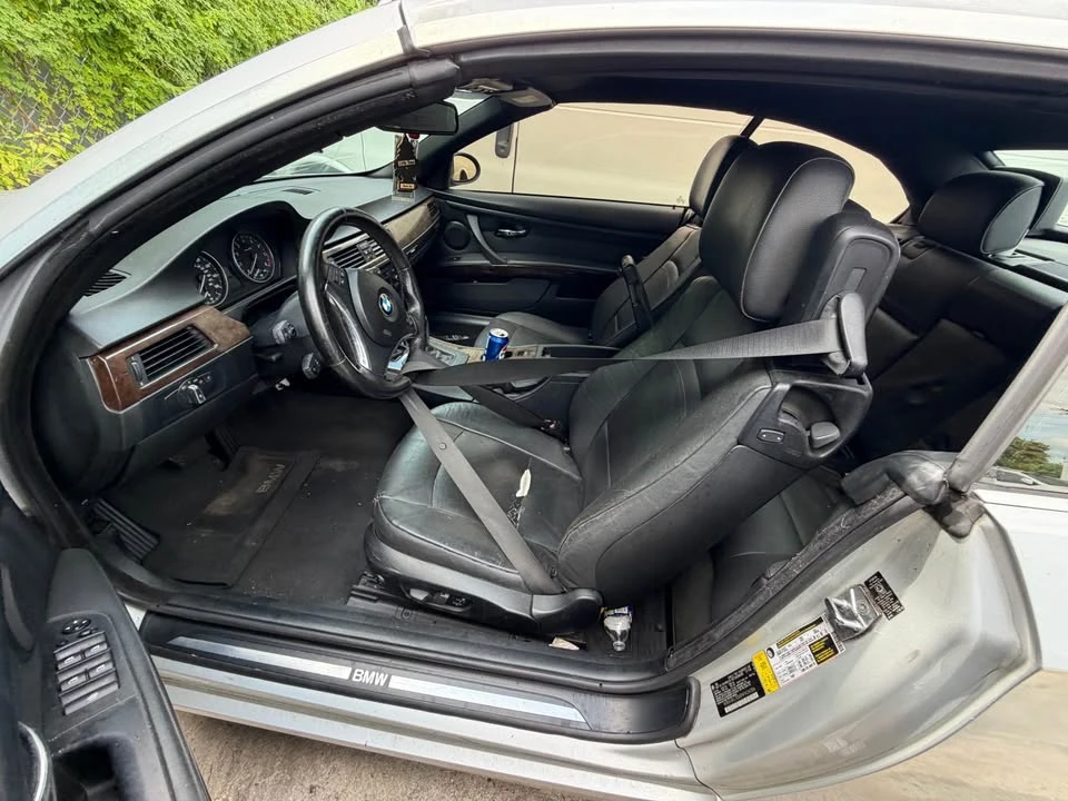 2012 BMW E93 3 Series Convertible - Image 4 of 5