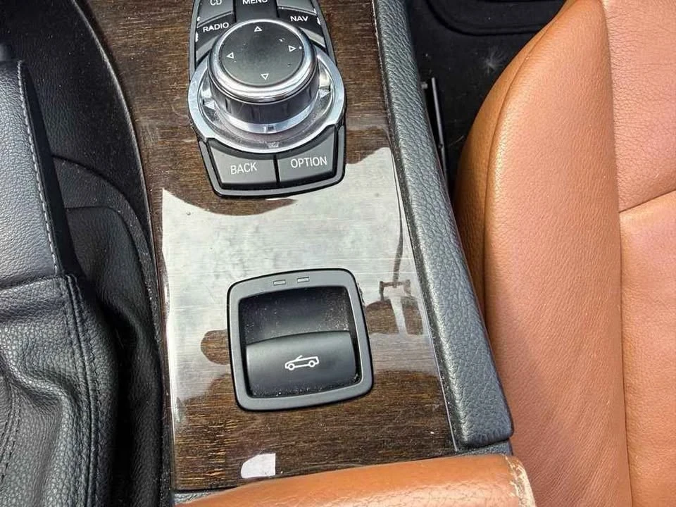 2012 BMW E93 3 Series Convertible - Image 10 of 10