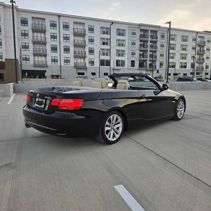 2012 BMW E93 3 Series Convertible - Image 5 of 18