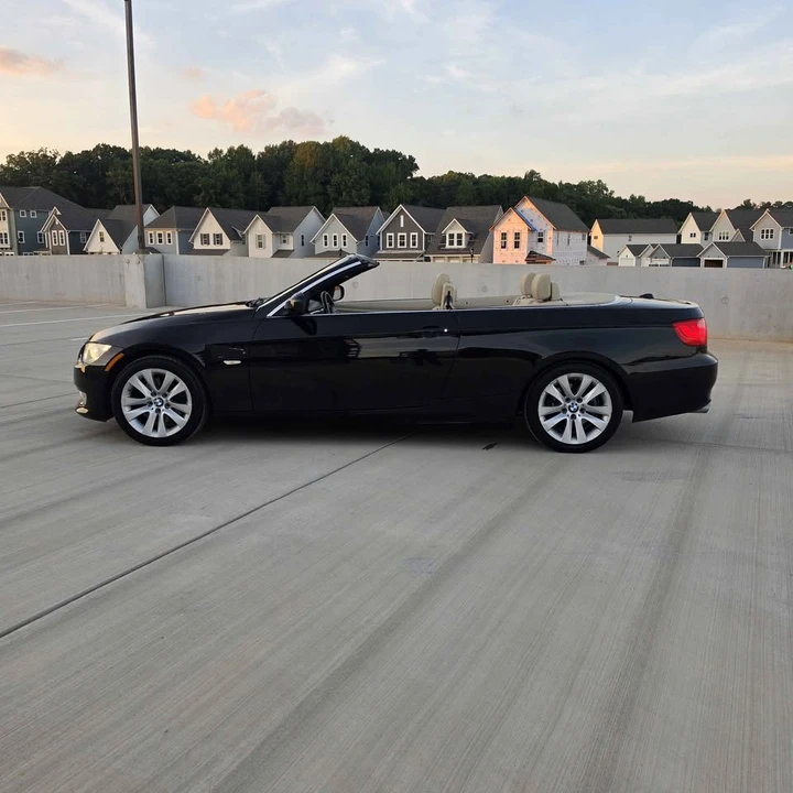 2012 BMW E93 3 Series Convertible - Image 8 of 18