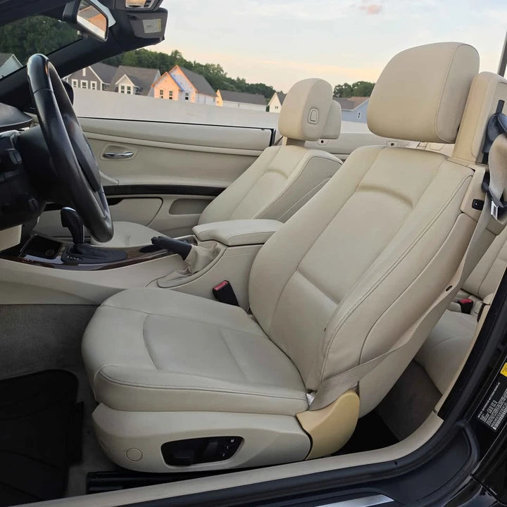 2012 BMW E93 3 Series Convertible - Image 10 of 18