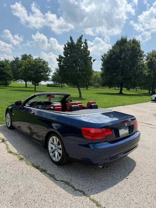 2012 BMW E93 3 Series Convertible - Image 9 of 11
