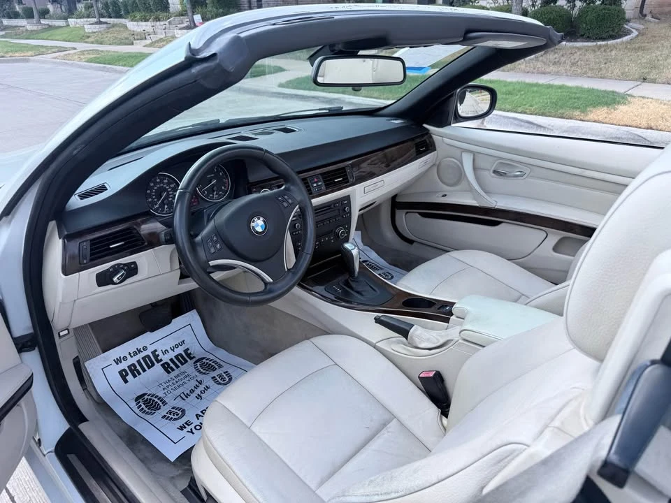 2012 BMW E93 3 Series Convertible - Image 13 of 18