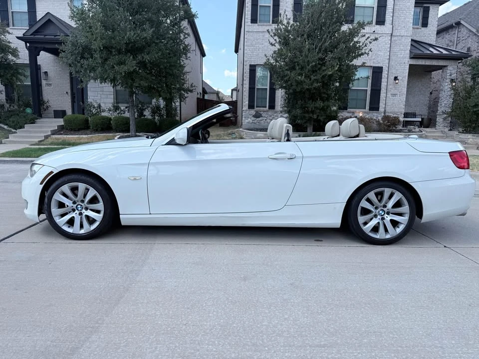2012 BMW E93 3 Series Convertible - Image 8 of 18