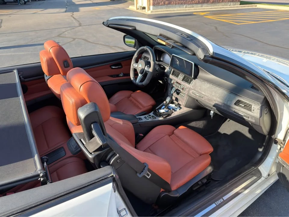2012 BMW E93 3 Series Convertible - Image 9 of 15