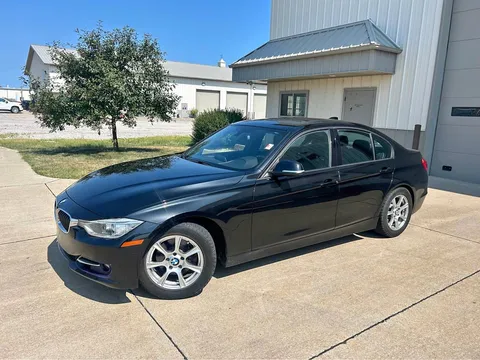 2012 BMW 3 Series 328i Sedan 4D