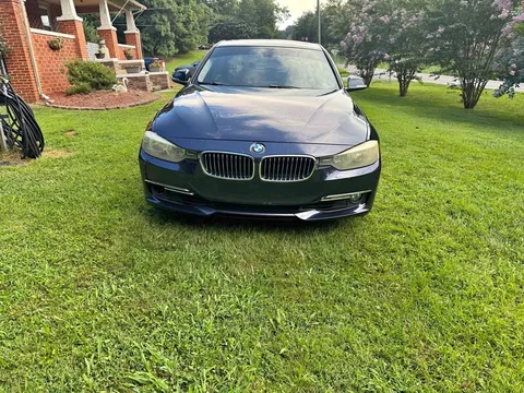 2012 BMW 3 Series 328i Sedan 4D