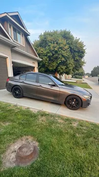 2012 BMW 3 Series 328i Sedan 4D