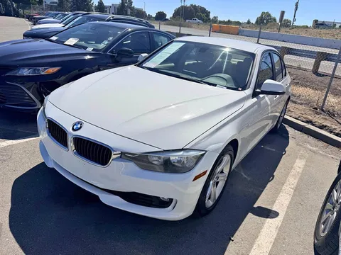 2012 BMW 3 Series 328i Sedan 4D