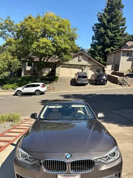 2012 BMW 3 Series 328i Sedan 4D