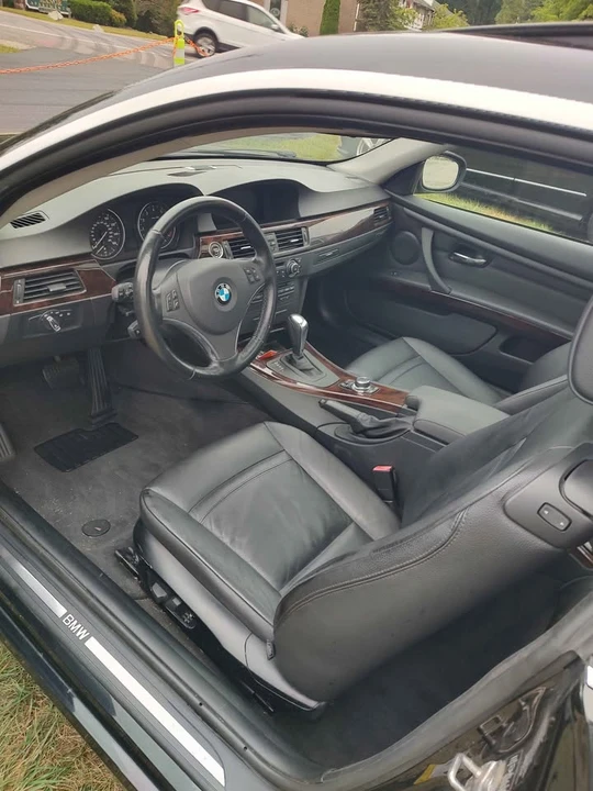 2012 BMW E92 3 Series Coupe - Image 9 of 17