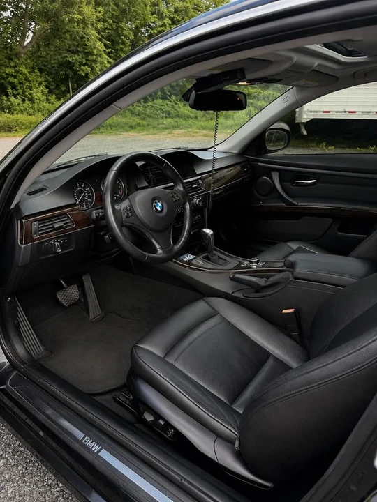2012 BMW E92 3 Series Coupe - Image 9 of 16
