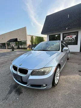 2012 BMW 3 Series 328i xDrive Sedan 4D