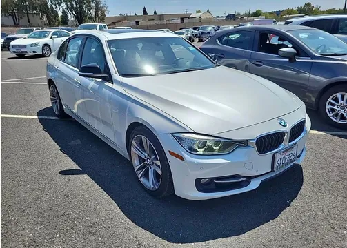 2012 BMW 3 Series 328i xDrive Sedan 4D
