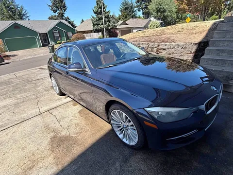 2012 BMW 3 Series 328i xDrive Sedan