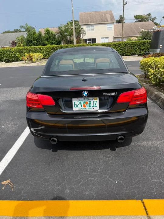 2012 BMW E93 335i Convertible - Image 7 of 17