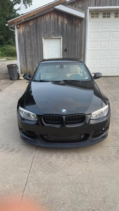 2012 BMW E93 335i Convertible - Image 6 of 7