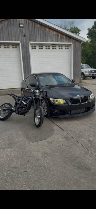 2012 BMW E93 335i Convertible - Image 5 of 7