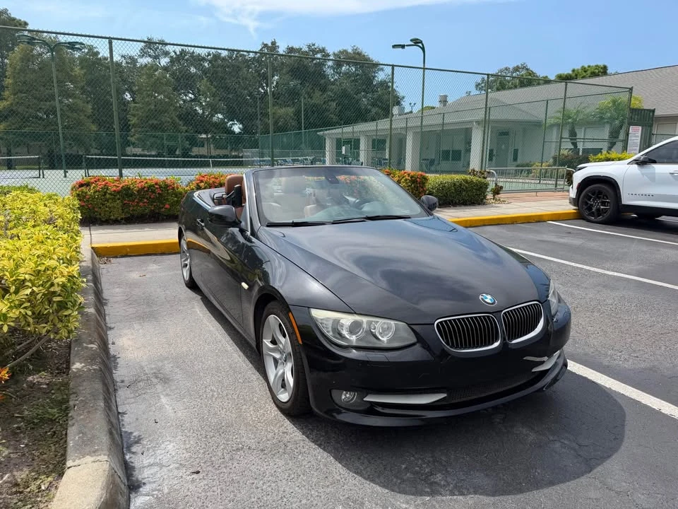 2012 BMW E93 335i Convertible - Image 4 of 17