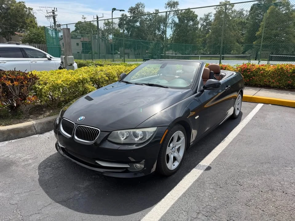 2012 BMW E93 335i Convertible - Image 3 of 18