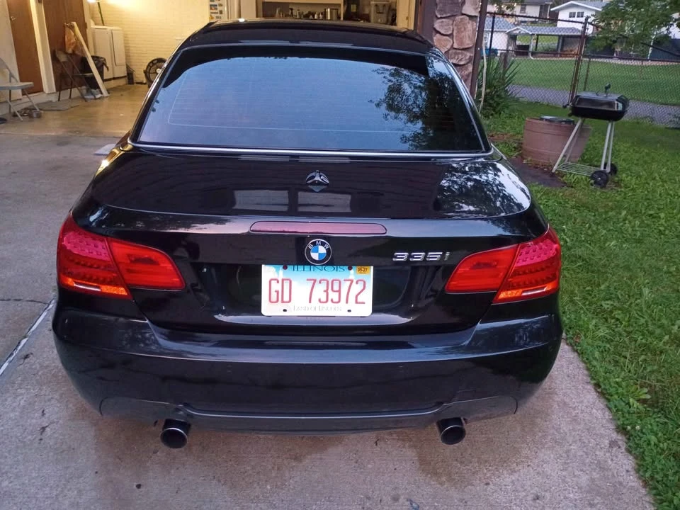 2012 BMW E93 335i Convertible - Image 3 of 3