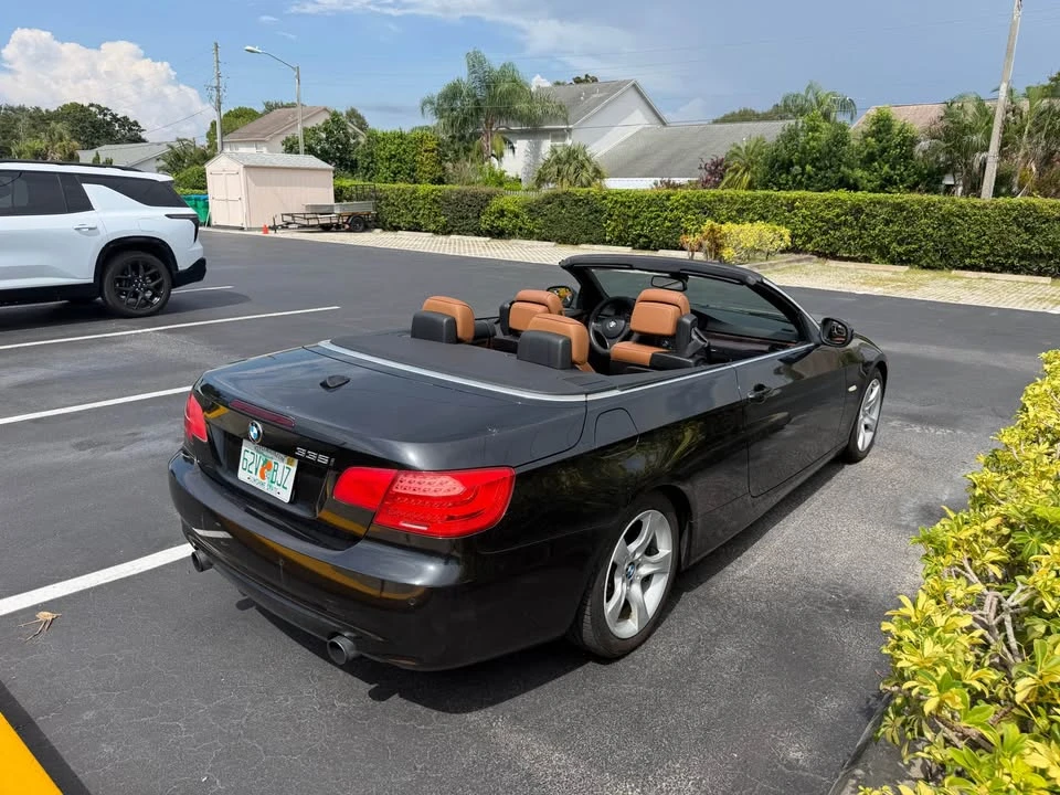 2012 BMW E93 335i Convertible - Image 9 of 17