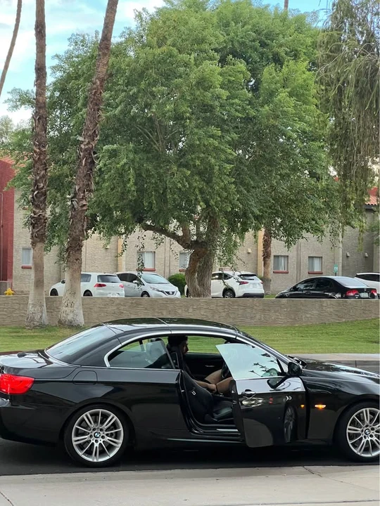 2012 BMW E93 335i Convertible - Image 16 of 20