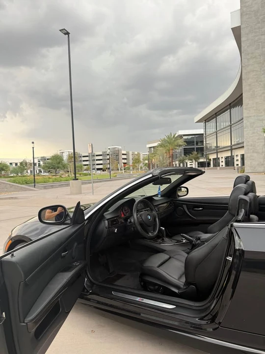 2012 BMW E93 335i Convertible - Image 14 of 20