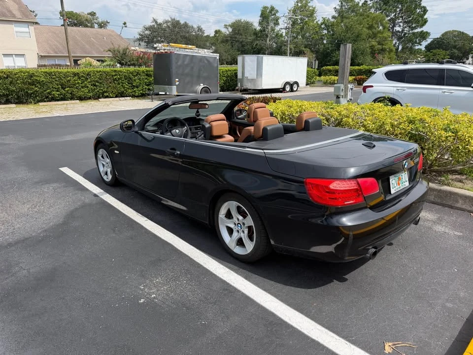 2012 BMW E93 335i Convertible - Image 9 of 18