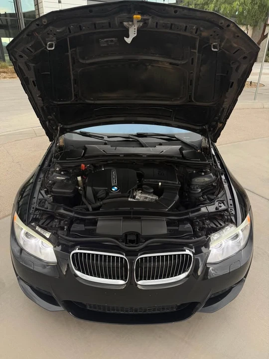 2012 BMW E93 335i Convertible - Image 17 of 20