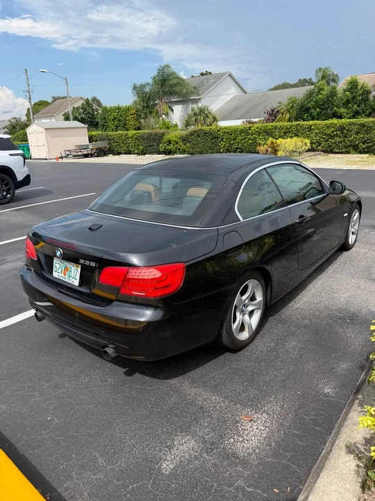 2012 BMW E93 335i Convertible - Image 8 of 17