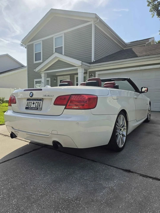 2012 BMW E93 335i Convertible - Image 3 of 11