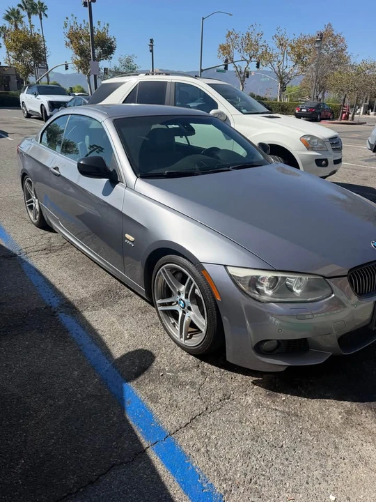 2012 BMW E93 335i Convertible - Image 2 of 6
